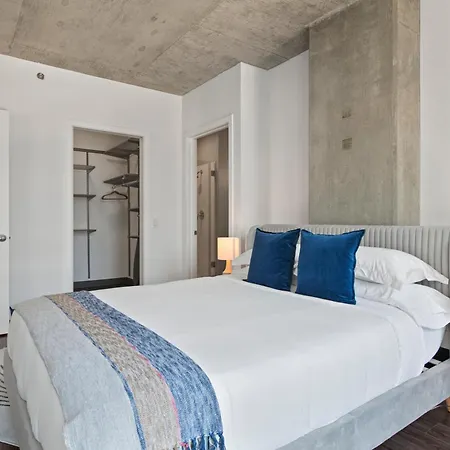 Linea Luxury Living With Indoor Pool And Rooftop Views In The Loop Chicago Exterior photo