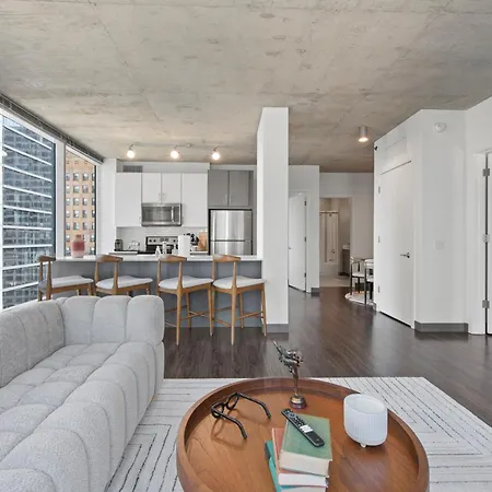 Linea Luxury Living With Indoor Pool And Rooftop Views In The Loop Chicago Exterior photo