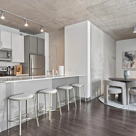 Linea Luxury Living With Indoor Pool And Rooftop Views In The Loop Chicago Exterior photo