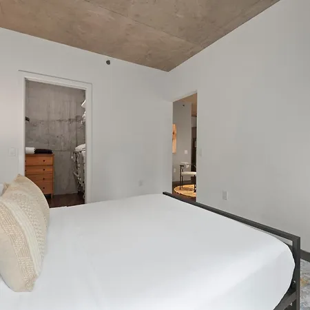 Linea Luxury Living With Indoor Pool And Rooftop Views In The Loop Chicago Exterior photo