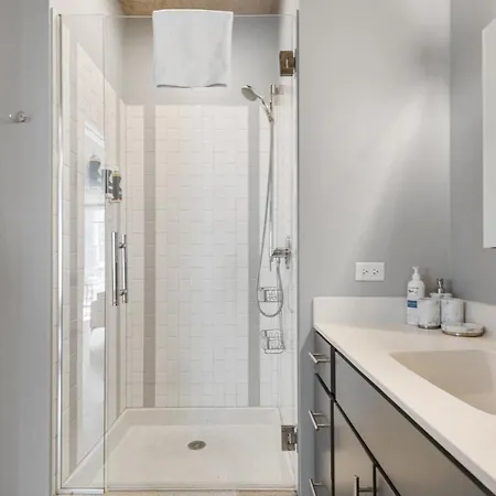 Linea Luxury Living With Indoor Pool And Rooftop Views In The Loop Chicago Exterior photo
