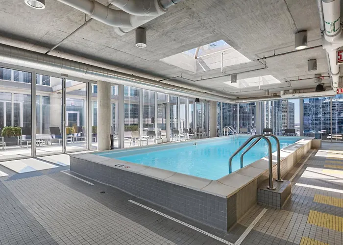 Linea Luxury Living With Indoor Pool And Rooftop Views In The Loop