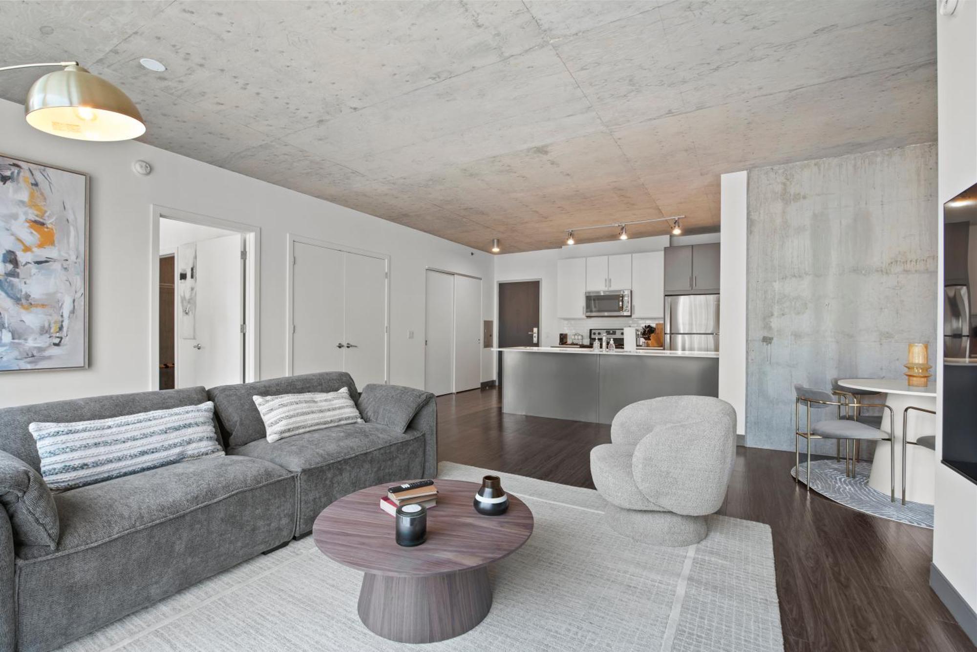 Apartment Linea Luxury Living With Indoor Pool And Rooftop Views In The Loop Chicago