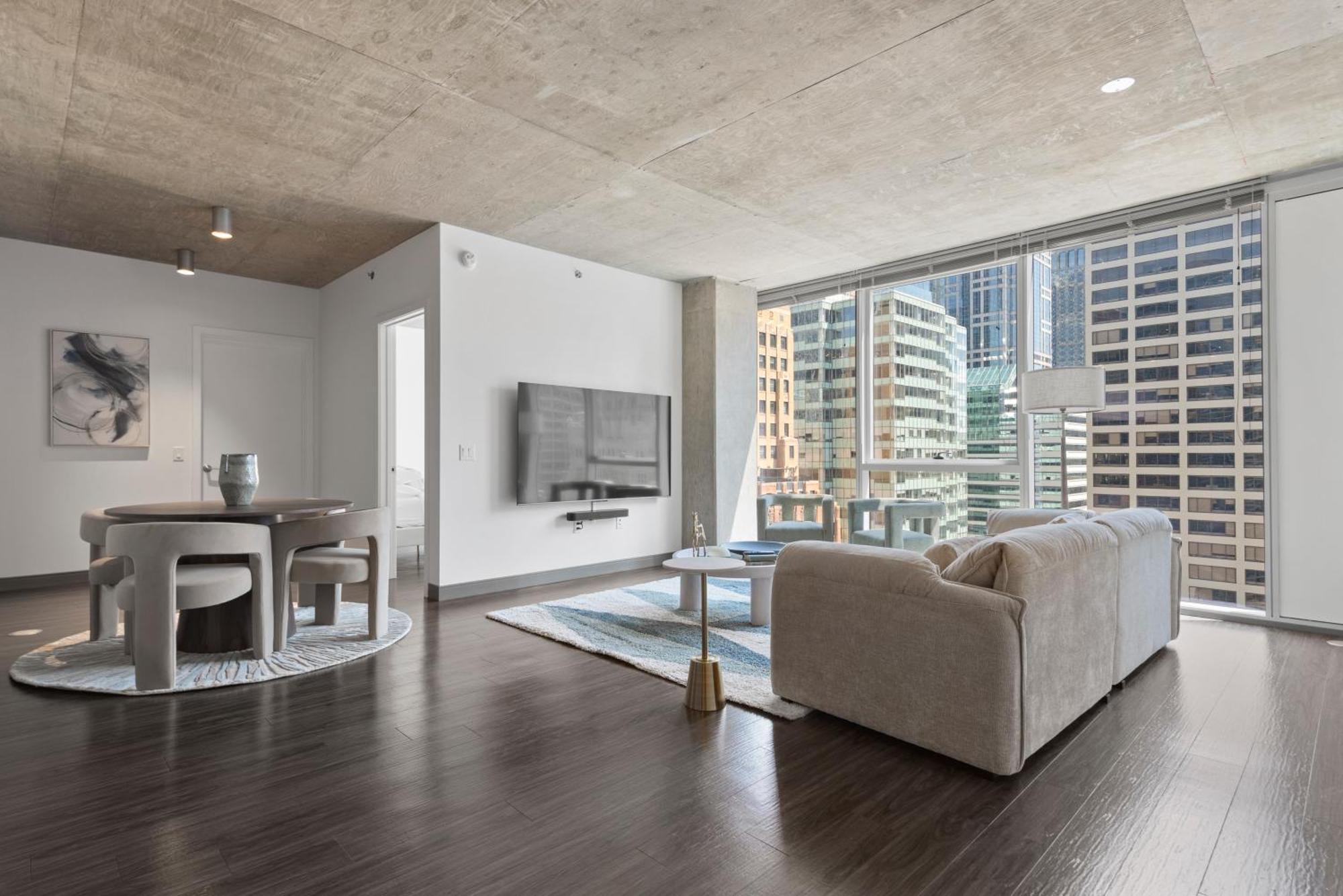 Linea Luxury Living With Indoor Pool And Rooftop Views In The Loop * Chicago